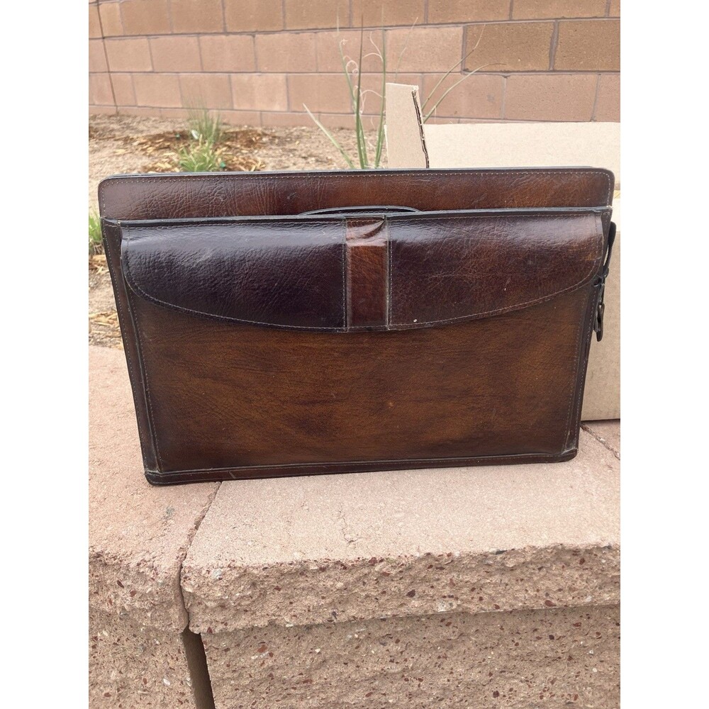 17”x11.5” VTG Brown Leather Briefcase 2 Handle Multiple Pockets Korea